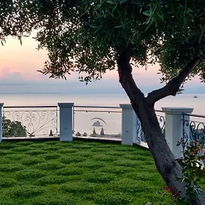 talia-residence.sicilyhotelsitaly.net/