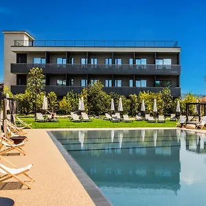 Hotel Hills, Como