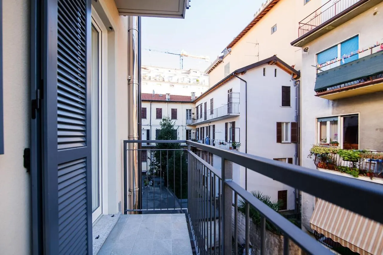 Spazio 77 - The House Of Travelers Hotel Como 0*,