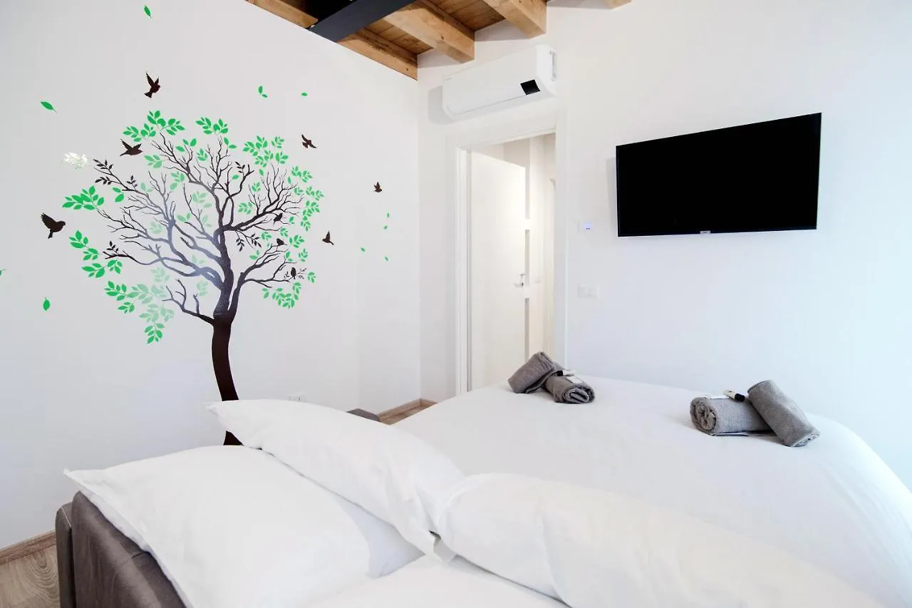 Guest house Spazio 77 - The House Of Travelers Como