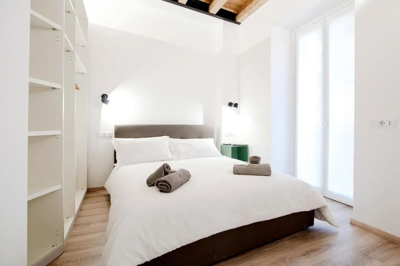 Spazio 77 - The House Of Travelers Como