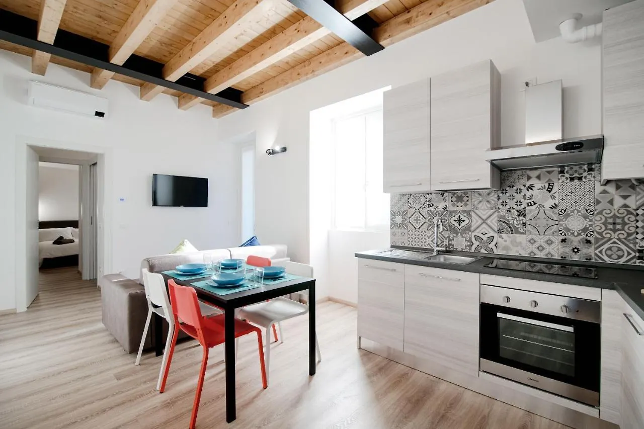 Guest house Spazio 77 - The House Of Travelers Como